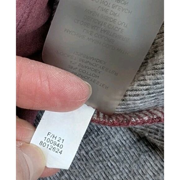 Title Nine Pullover Womens Medium Most Wanted Happy Trails Zip Pocket Thumbholes - Picture 10 of 10